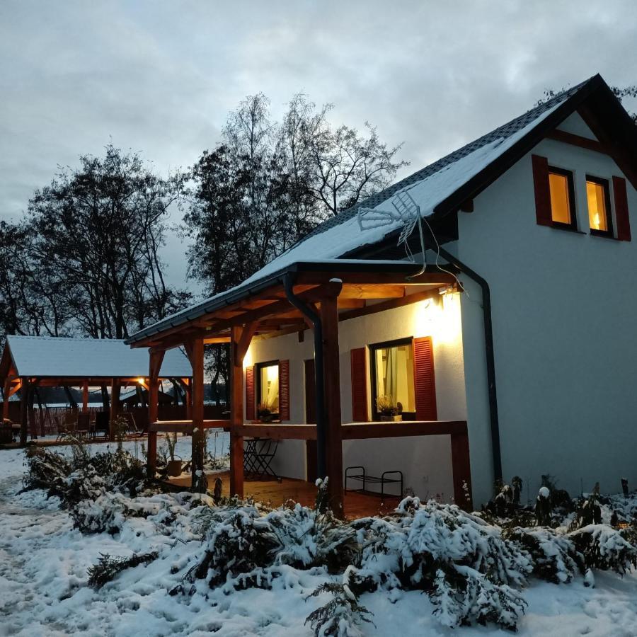 Villa Smocze Ranczo 2 Ośno Lubuskie Exterior foto